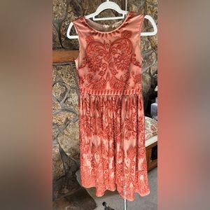 Sundance red embroidered dress size 4
